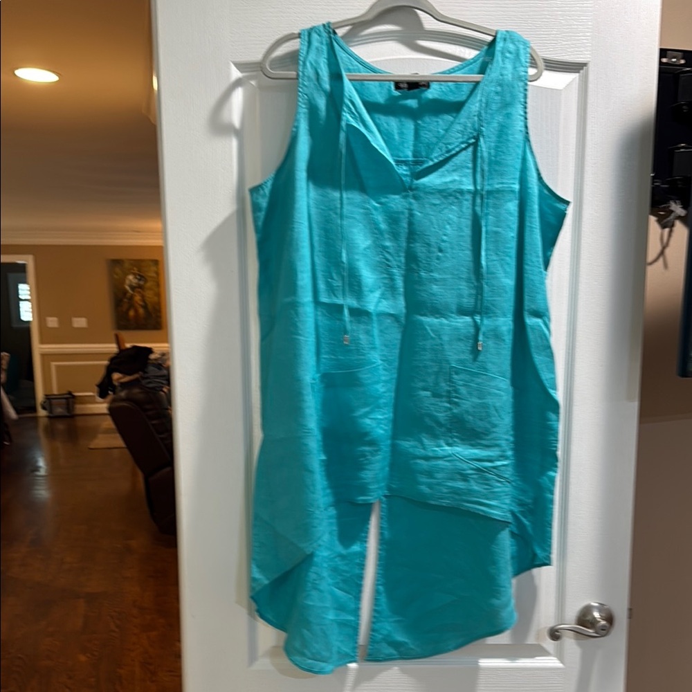 Turquoise Sleeveless Tunic Top